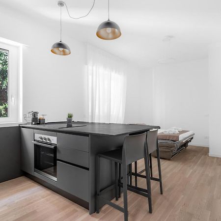 Mi Casa - Appartamento In Ponte Nuovo Milano Eksteriør billede